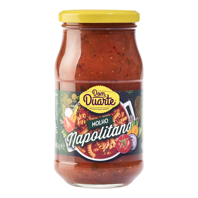 A jar of Dom Duarte Molho Napolitano, a classic Italian sauce, with a label showing tomatoes and herbs.
