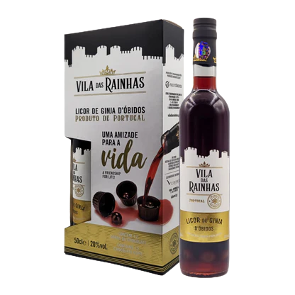 Vila das Rainhas liquor bottle and packaging on a white background