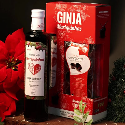 Ginja Cherry Liqueur Set with 12 Chocolate Cups
